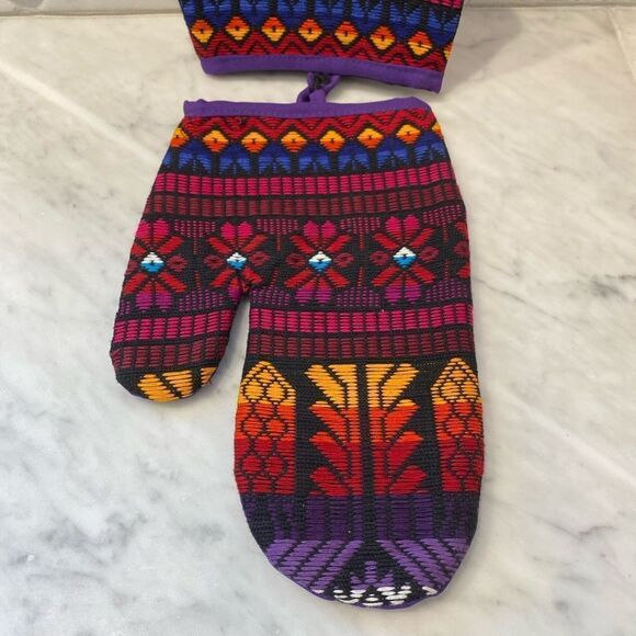 Mexican Embroidered Kitchen Potholders New - Picture 2 of 7